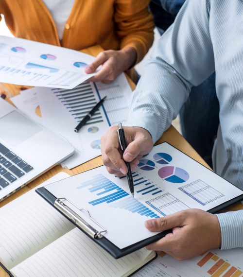 business-team-collaboration-discussing-working-analyzing-with-financial-data-and-marketing-growth_t20_QzyOla